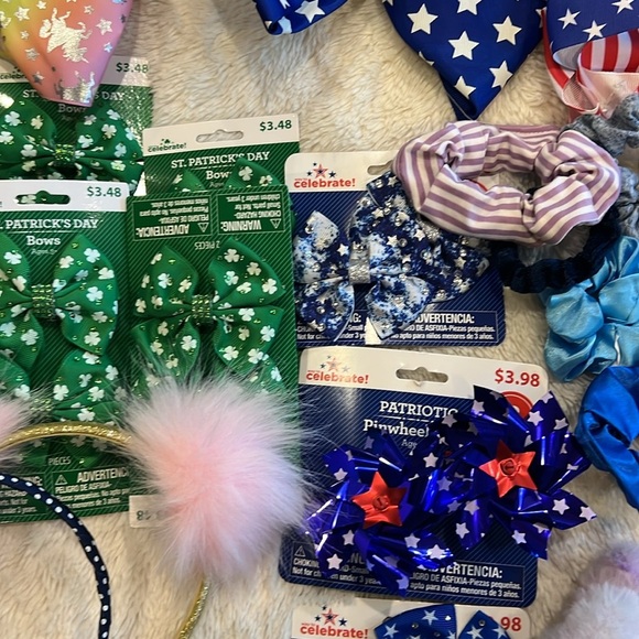 Bundle of little girls bows and barrettes pony tail holders hair ties - Picture 7 of 13